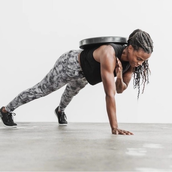 NWT NOBULL Women's Jogger - XS - Cloud and Black Tie Dye - Picture 5 of 9